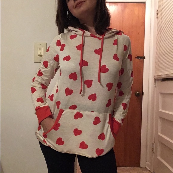 * New Hearts Hoodie - Picture 5 of 12